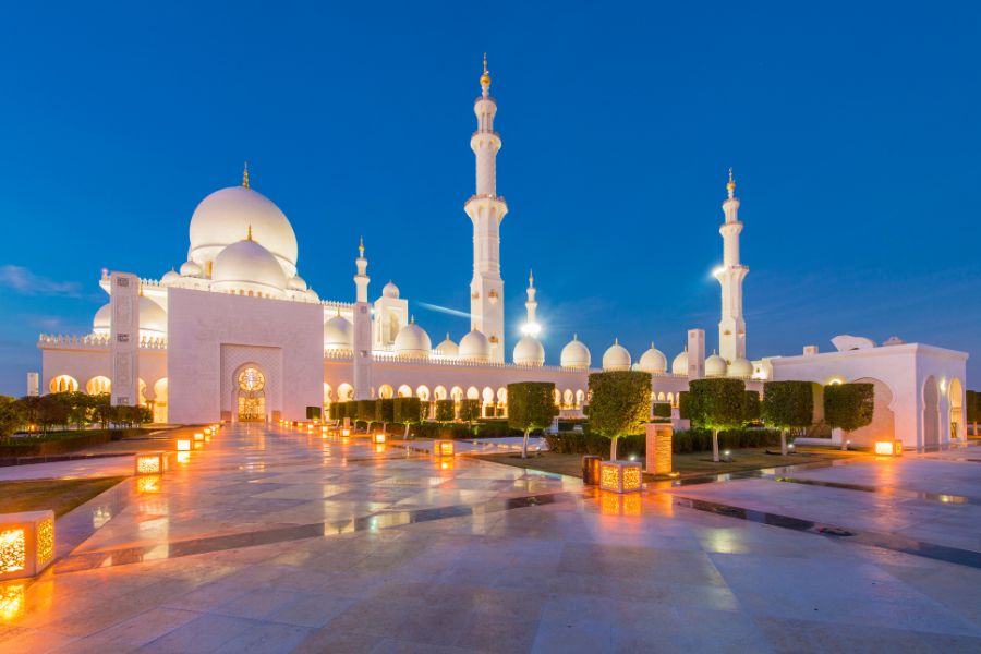 Ten Iconic Landmarks You Can’t Miss in the UAE